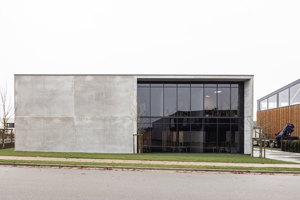 rg-architectes-difilippo-industriel-nivelles-nicolas da silva-photo-header